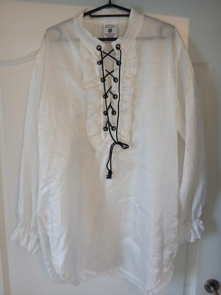 Carnaval verkleed witte blouse met rushes 40 Der Karnevalswi, Ophalen of Verzenden, Carnaval