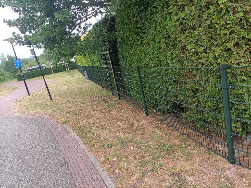 50 meter dubbelstaafmat Groen 120cm hoog + B-keus poort, Met poort, Nieuw, Dubbelstaafmat hekwerk, Ophalen of Verzenden
