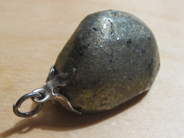 ha. 2x grote edelsteenhanger PYRIET (2), Overige voorstellingen, Verzenden, Nieuw, Steen of Mineraal