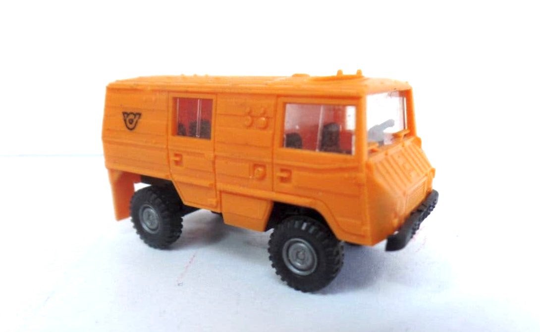 Wiking Steyr Puch Pinzgauer Postbus Oranje, Hobby en Vrije tijd, Ophalen of Verzenden, Gebruikt, Bus of Vrachtwagen, Wiking