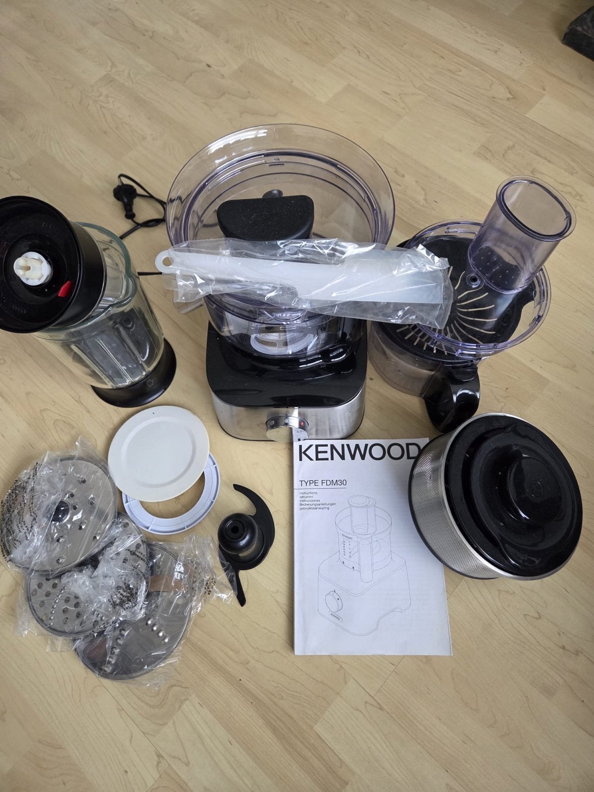 Kenwood FDM30 Multipro Compact Foodprocessor - Zo goed als n, Witgoed en Apparatuur, Keukenmixers, Ophalen, 1 tot 2 liter, 2 snelheden