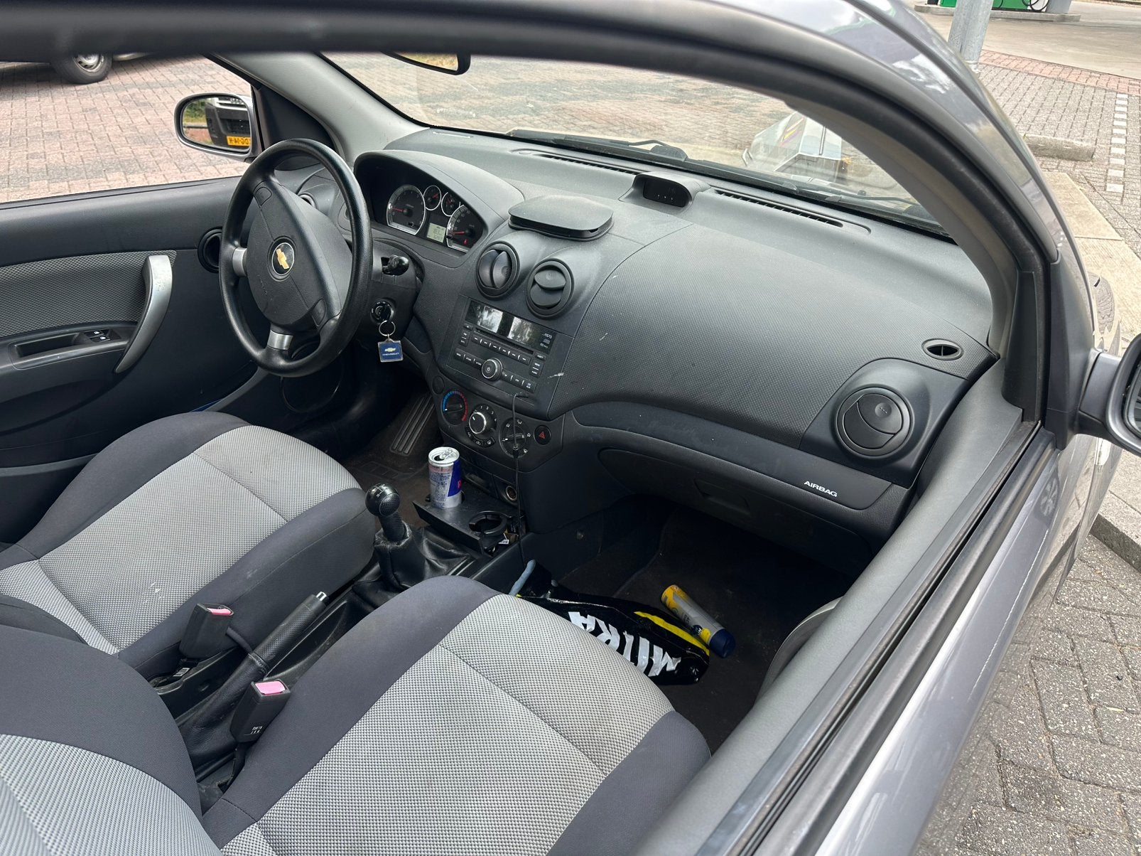 Chevrolet Aveo 1.2 16V 3D 2010 Grijs, Auto's, Voorwielaandrijving, 40 €/maand, Aveo, 4 cilinders
