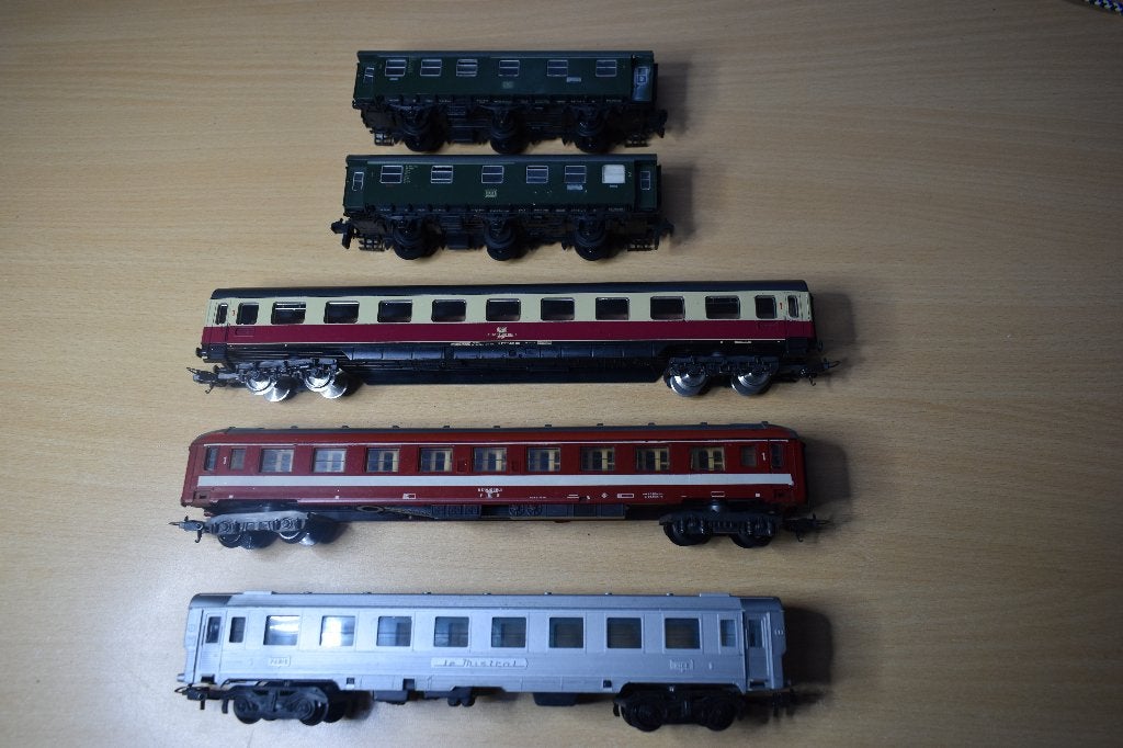 5 Lima rijtuigen, Hobby en Vrije tijd, Modeltreinen | H0, Gebruikt, Gelijkstroom, Wagon, Ophalen of Verzenden