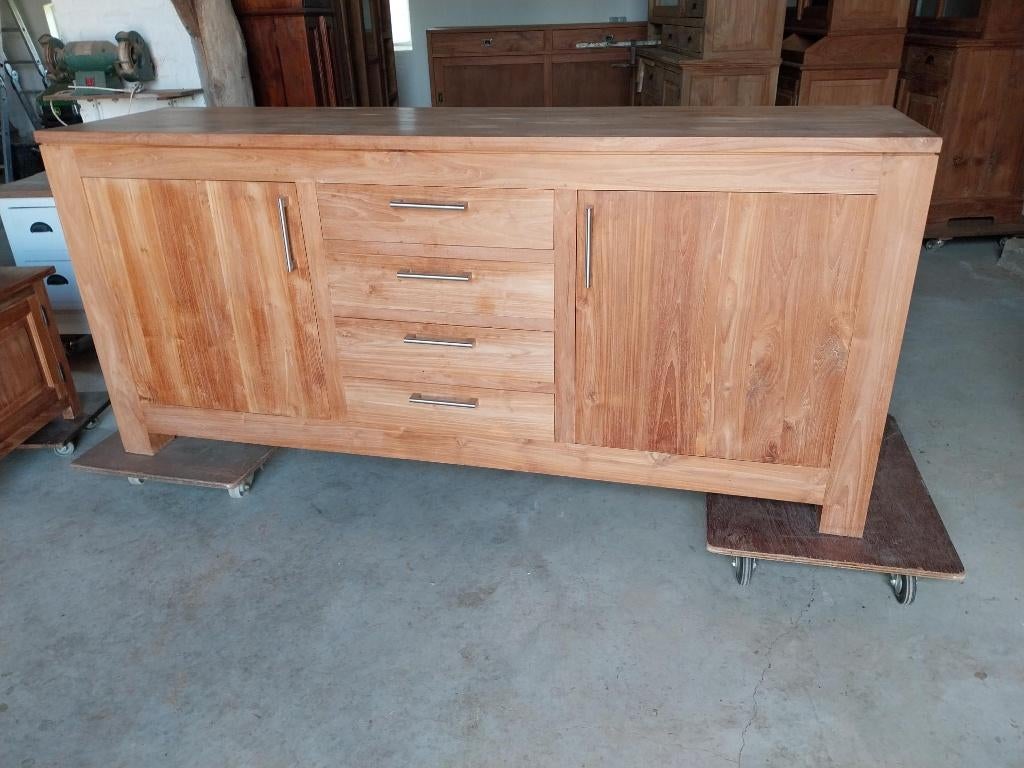 Showroommodel Teak Dressoir 200 cm, Huis en Inrichting, Kasten | Wandmeubels, Ophalen, Met deur(en), Teakhout, Zo goed als nieuw