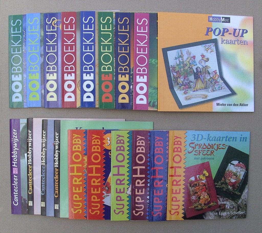 Doeboekjes en Super Hobby  -  zelf kaarten maken  - 19 stuks, Ophalen of Verzenden, Zo goed als nieuw, Scrapbooking en Knutselen