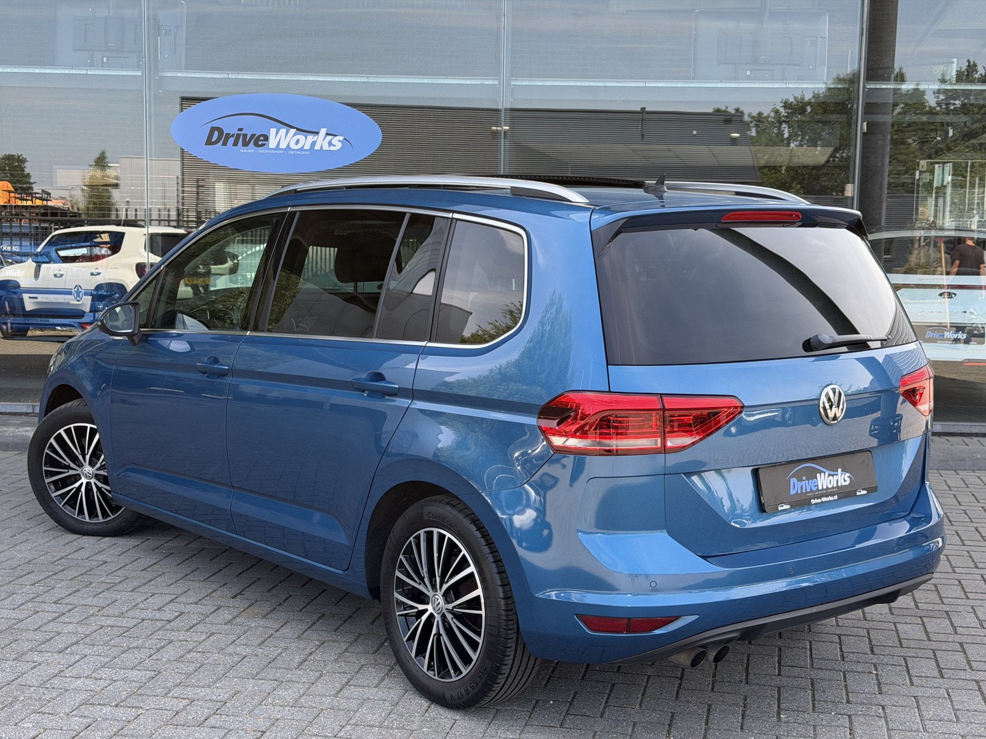 Volkswagen Touran 1.4 TSI Highline | Automaat | Panorama | A, Dealer onderhouden, 4 cilinders, Blauw, Leder en Stof