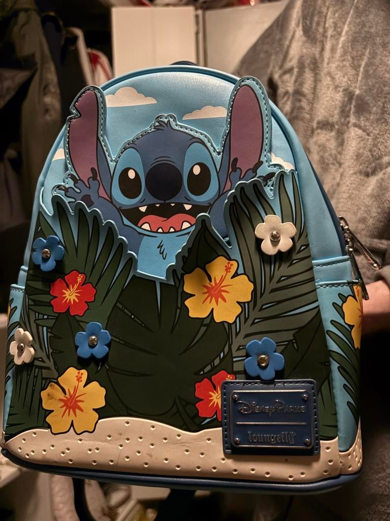 Loungefly Stitch rugtas, Sieraden, Tassen en Uiterlijk, Tassen | Rugtassen, Gebruikt, Minder dan 30 cm, Disney of Dora, Ophalen of Verzenden