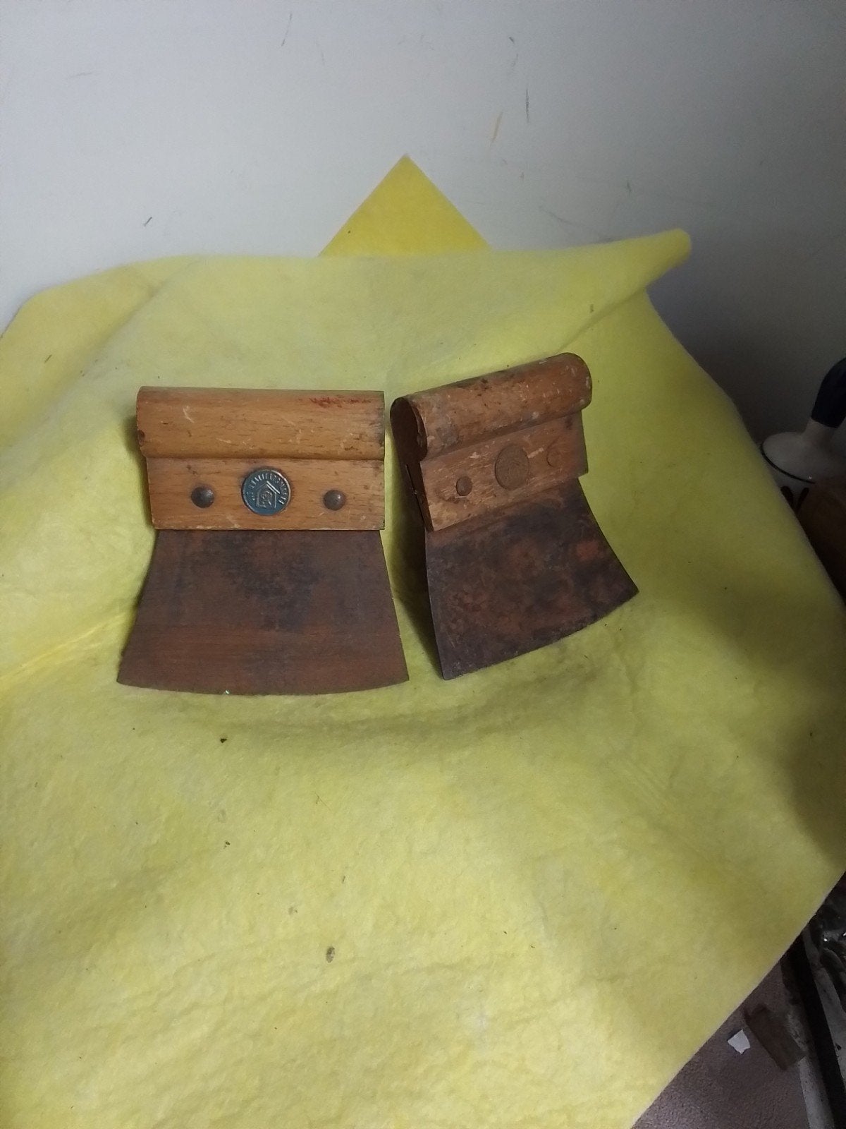 15958) 2 parket schrapers, Ophalen of Verzenden