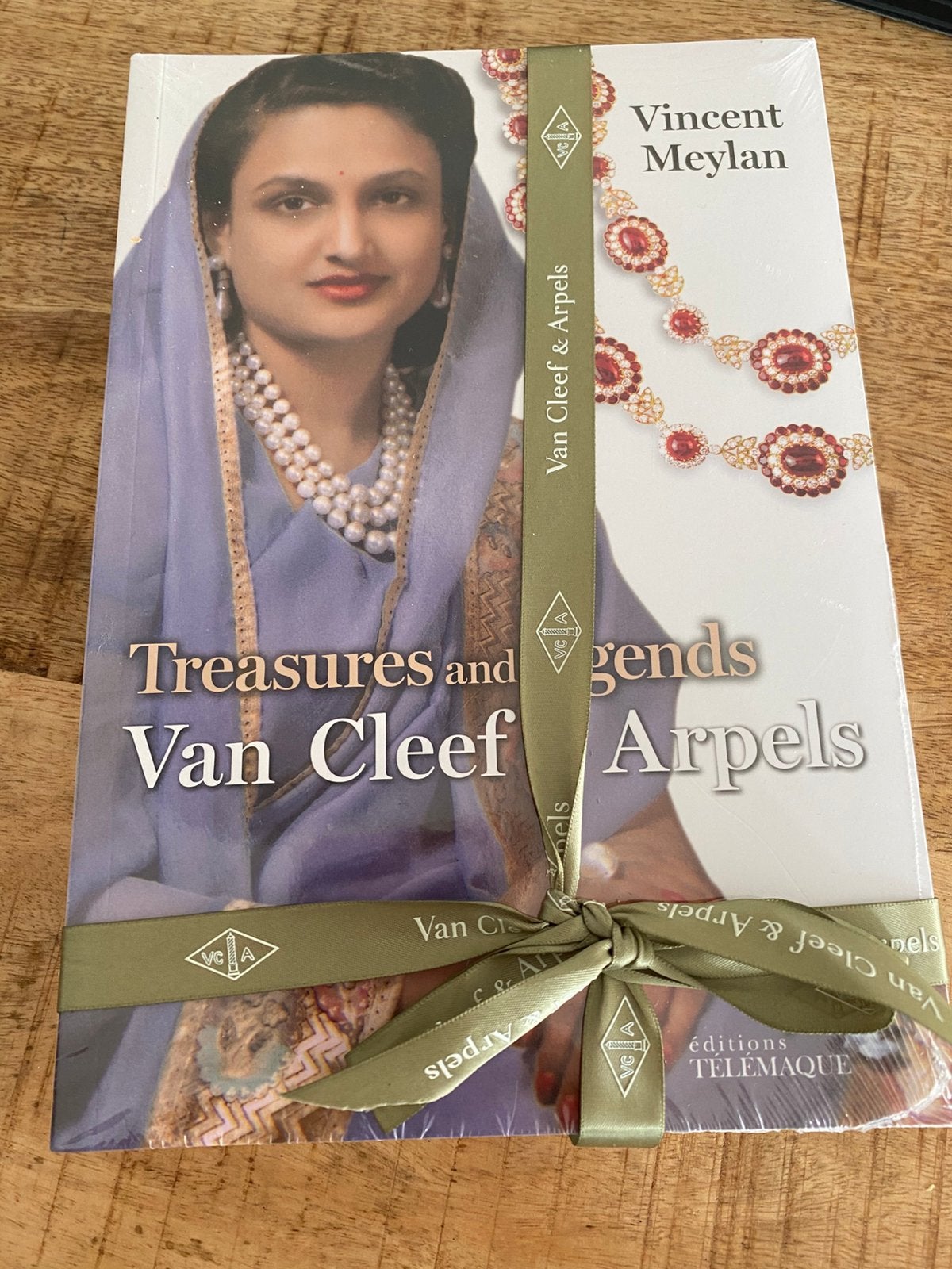 Treasures and legends - Van Cleef & Arpels, Ophalen, Nieuw