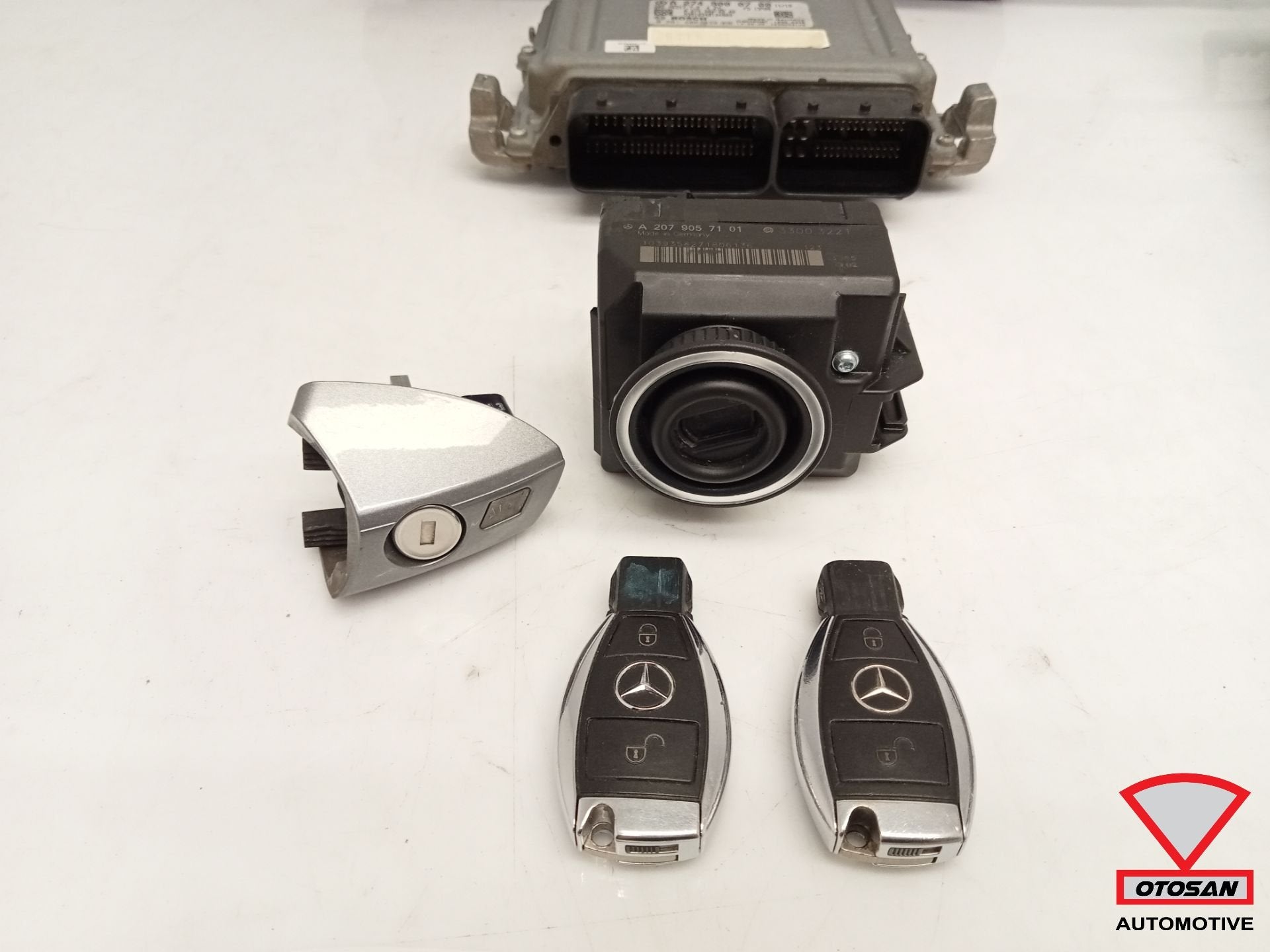 Mercedes C W204 Contactslot Set ECU 2xSleutels A2749000700 A, Auto-onderdelen, Gebruikt, Mercedes-Benz AG, Mercedes-Benz, Ophalen of Verzenden