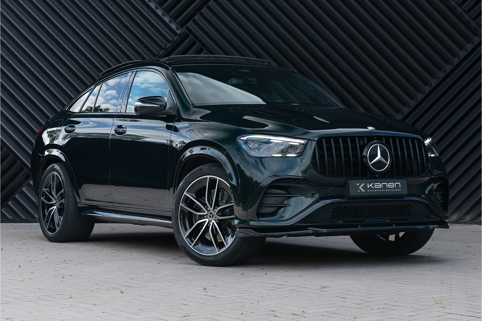 Mercedes-Benz GLE Coupé 400 e AMG 4MATIC Pano HUD Stoelvent, Auto's, Mercedes-Benz, Automaat, 12 maanden, Gebruikt, Zwart