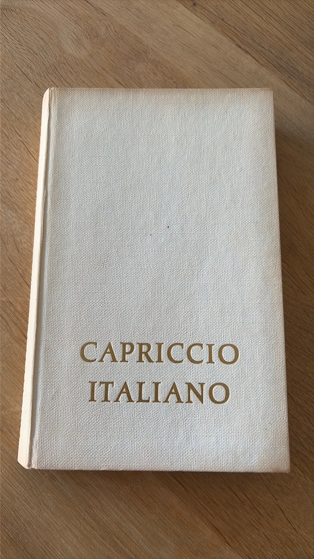 Capriccio Italiano - Bertus Aafjes, Boeken, Ophalen of Verzenden, Gelezen, Europa
