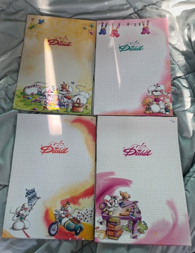 4 A4 blaadjes, Verzamelen, Ophalen, Diddl, Zo goed als nieuw, Papier, Kaart of Schrift
