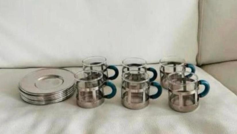 Koffiekopjes Alessi met schoteltjes 6 stuks ZGAN, Overige materialen, Ophalen of Verzenden, Zo goed als nieuw, Overige stijlen