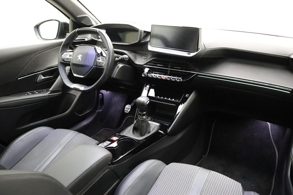 Peugeot 208 1.2T 100pk GT-Line | Trekhaak | Panorama Dak | D, Gebruikt, Euro 6, Leder en Stof, 49 €/maand