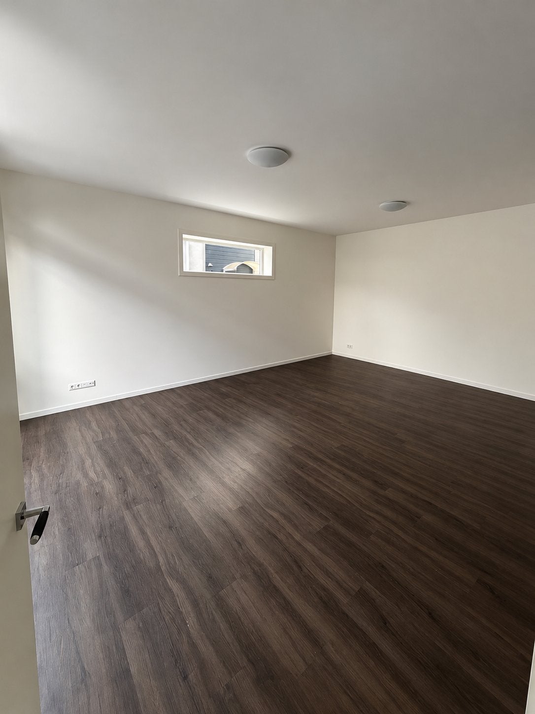 Ruim modern driekamerappartement te huur in Krommenie, Huizen en Kamers, 50 m² of meer, Amsterdam