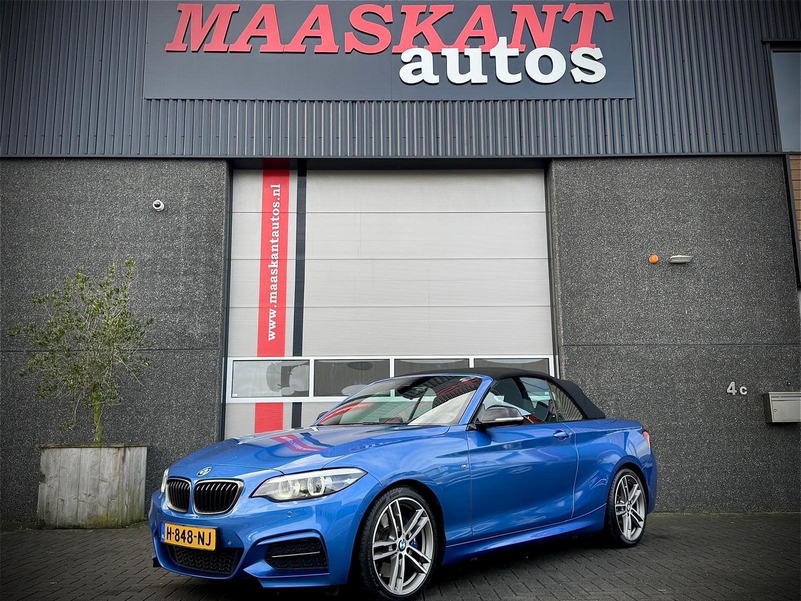 BMW 2-Serie Cabrio (f23) M240i High Executive / Harman Kardo, Auto's, BMW, Automaat, Cabriolet, 340 pk, Vierwielaandrijving