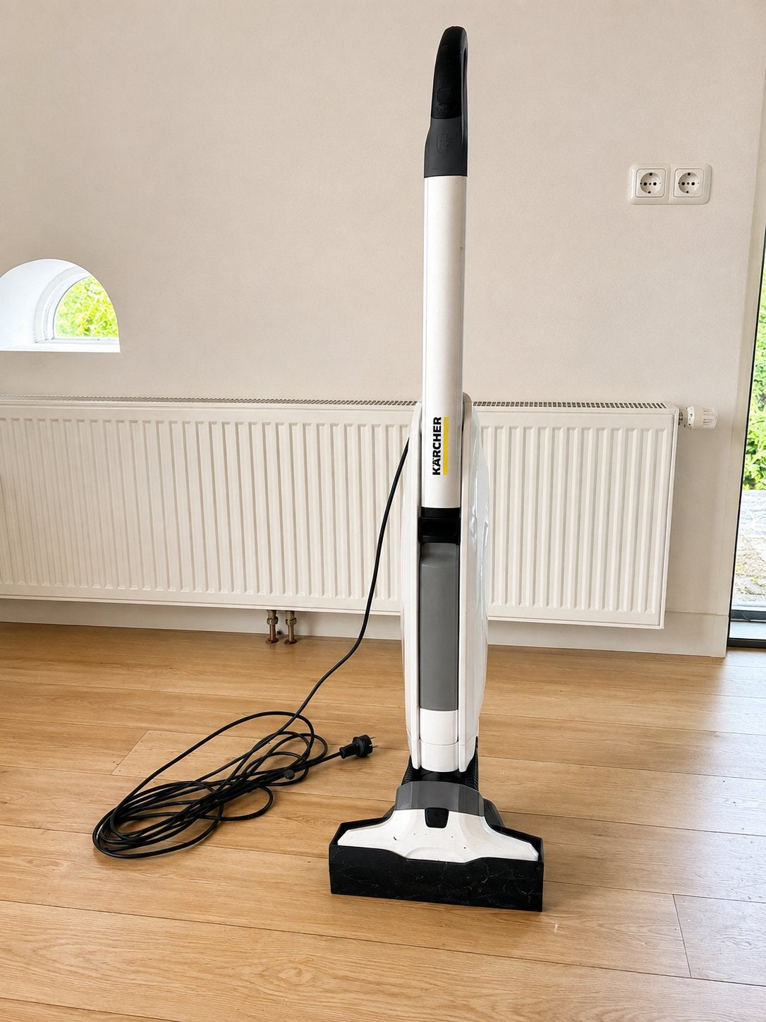 Kärcher elektrische dweil, Ophalen, Kärcher, Zo goed als nieuw, Vloerreiniger