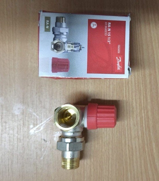 Danfoss RA-N 15 1/2 013G0233 Radiatorventiel Nieuw, Minder dan 30 cm, Radiator, Nieuw, Minder dan 60 cm