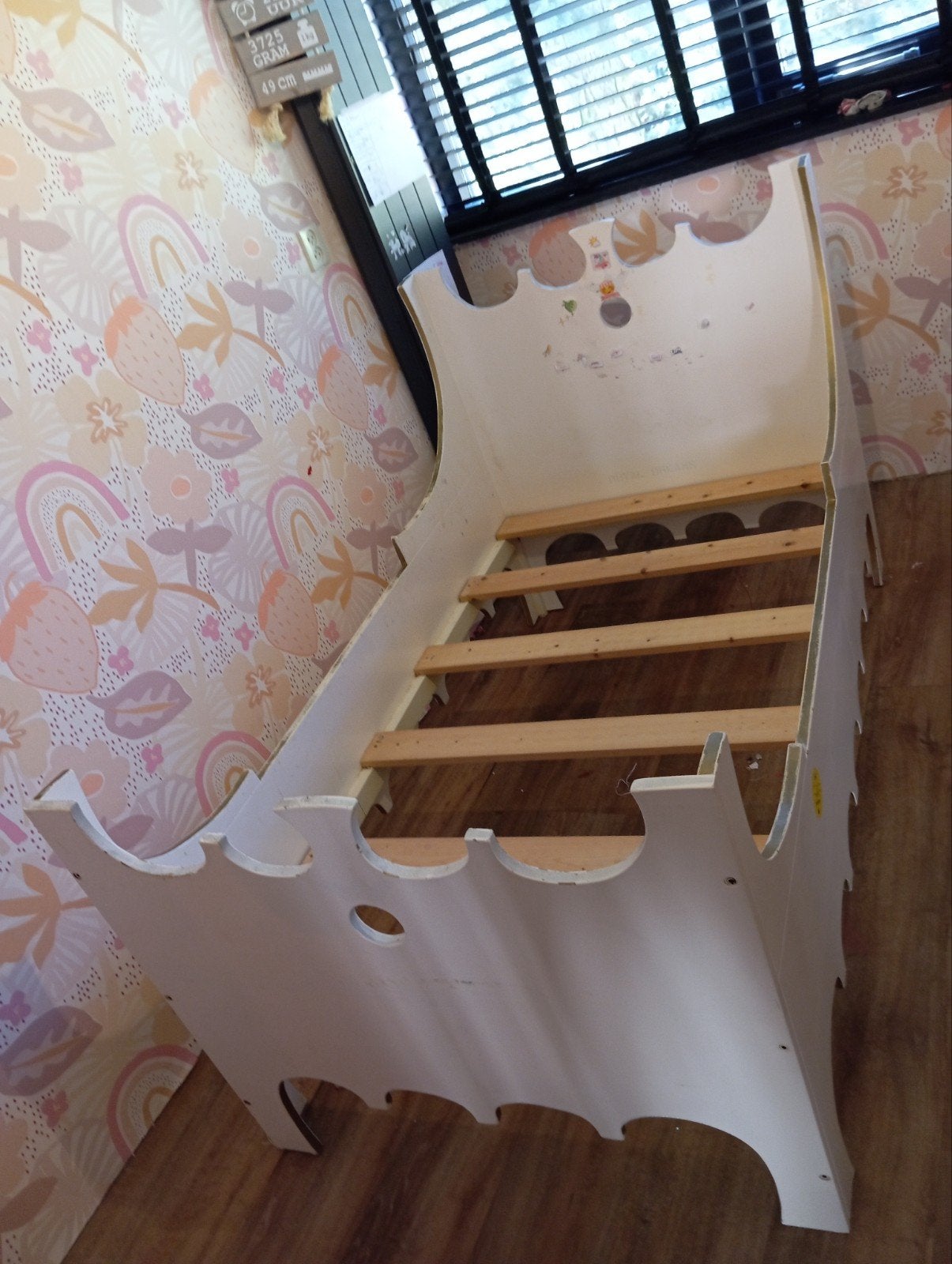 Kinderbed, hoge kwaliteit. 160x90, Ophalen