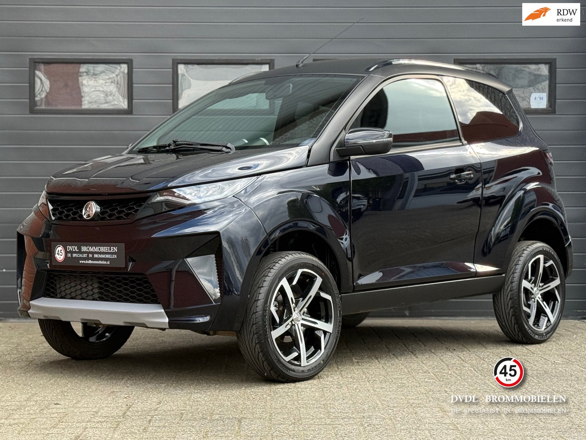 Aixam Crossover XXL Brommobiel DEMO 07-2025 1eig 4700km ZGAN, Overige merken, Gebruikt, DVDL Brommobielen, Staarten 32
5281PL  Boxtel, NL