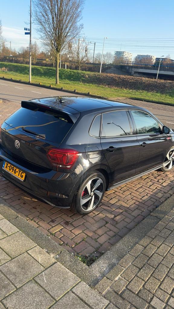 Volkswagen Polo 2.0 TSI 200pk 6-DSG 2019 Zwart, 1984 cc, Zwart, 1200 kg, Particulier