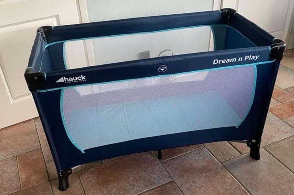 Baby bed Hauck - reisbedje, Kinderen en Baby's, Babywiegjes en Ledikanten, Ophalen of Verzenden, Zo goed als nieuw, Reisbedje