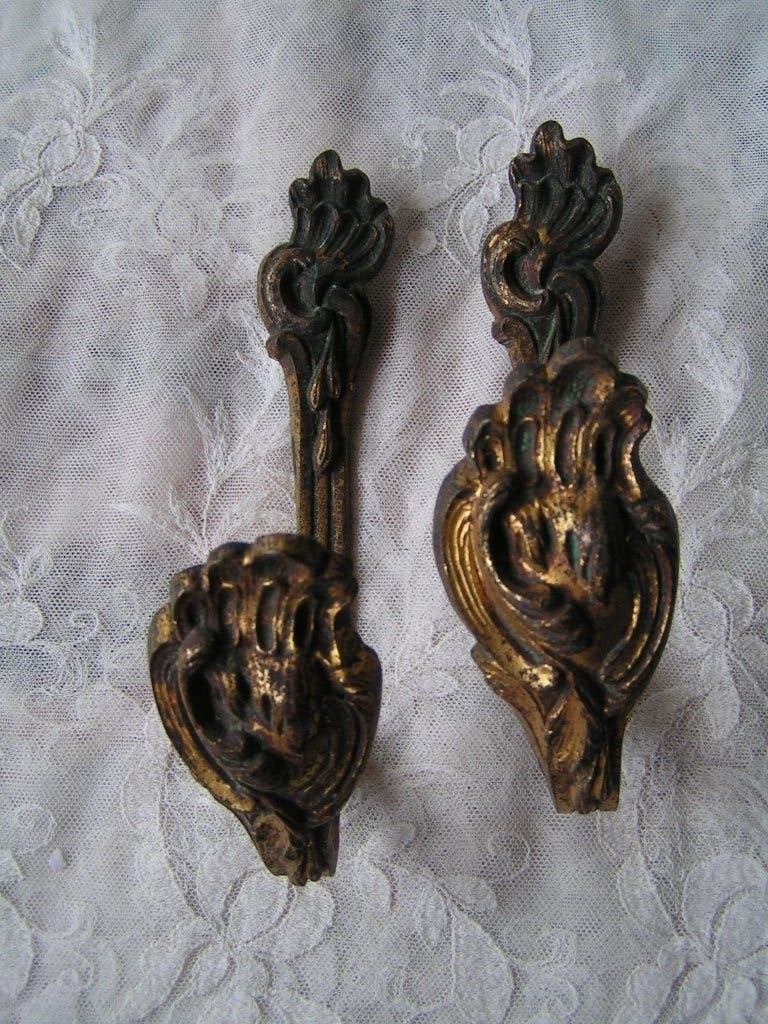 2 antieke messing embrasses nr AA 1014, Verzenden