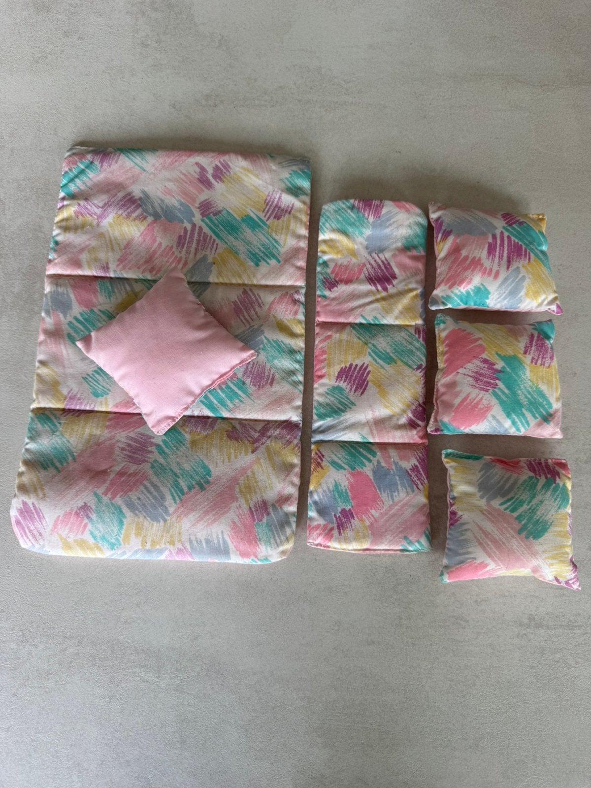 Barbie sweet roses bankstel accessoires jaren 80, Verzamelen, Poppen, Ophalen of Verzenden, Gebruikt, Accessoires