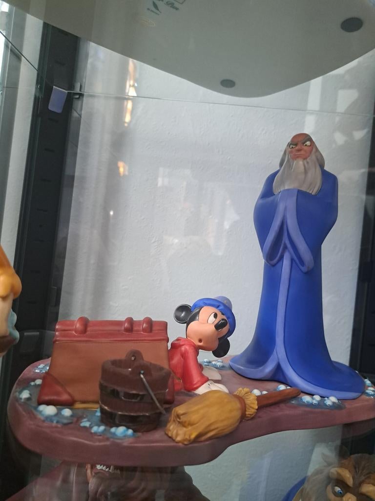 Te koop wdcc yen sid uit de tovenaarsleerling., Ophalen of Verzenden, Beeldje of Figuurtje
