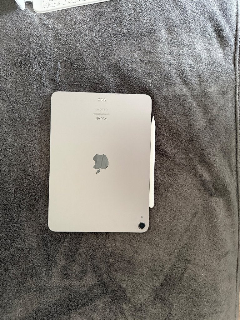 Foto 4 van iPad Air M2 2024 128GB SpaceGray + MagicKeyboard&PencilPro