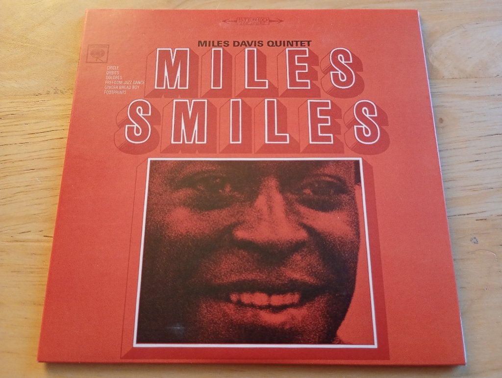 CD Miles Davis - Miles Smiles, Verzenden, Zo goed als nieuw, Jazz, Album