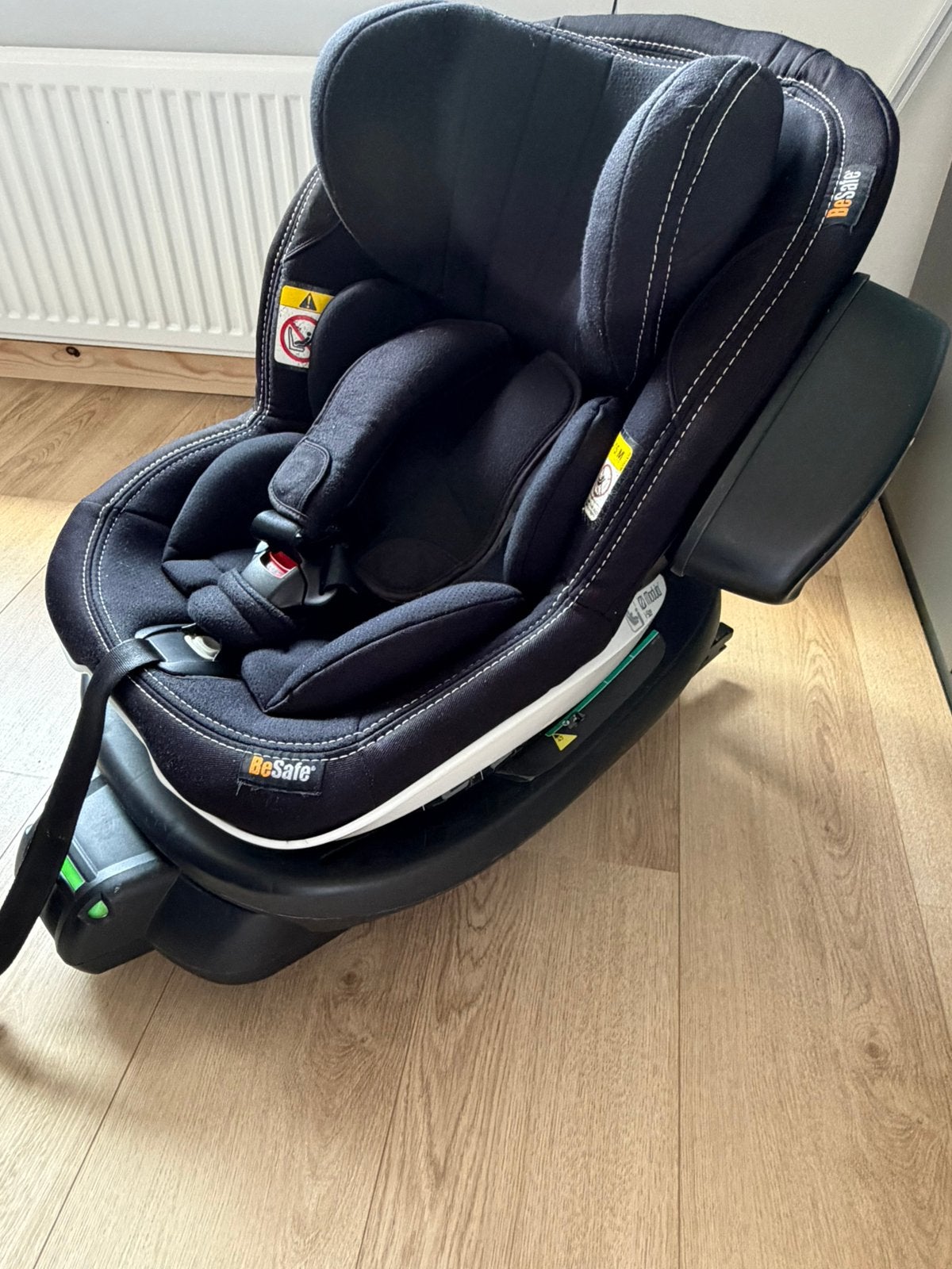 Besafe izi modulair I-size car interior black + iso-fix base, 0 t/m 18 kg, Zo goed als nieuw, Isofix, Slaapstand