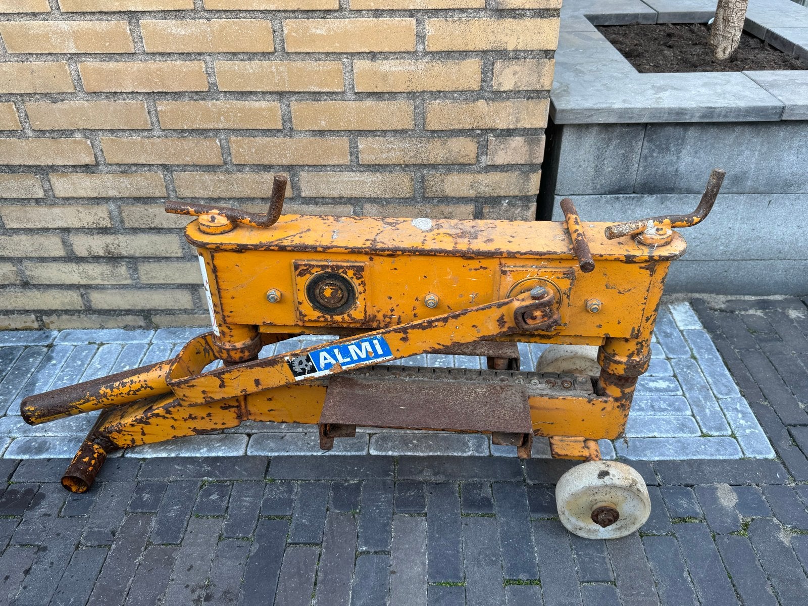 Almi Tegelknipper - Robuust en Betrouwbaar, Doe-het-zelf en Verbouw, Ophalen of Verzenden, Gebruikt