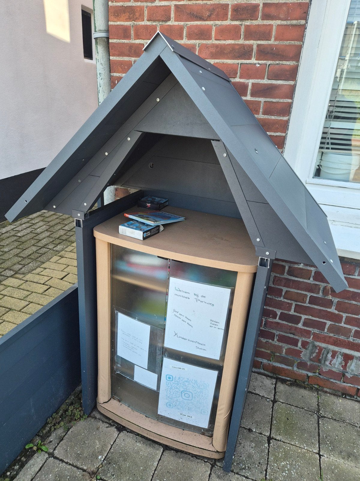 Minibieb  te koop, Ophalen, Zo goed als nieuw