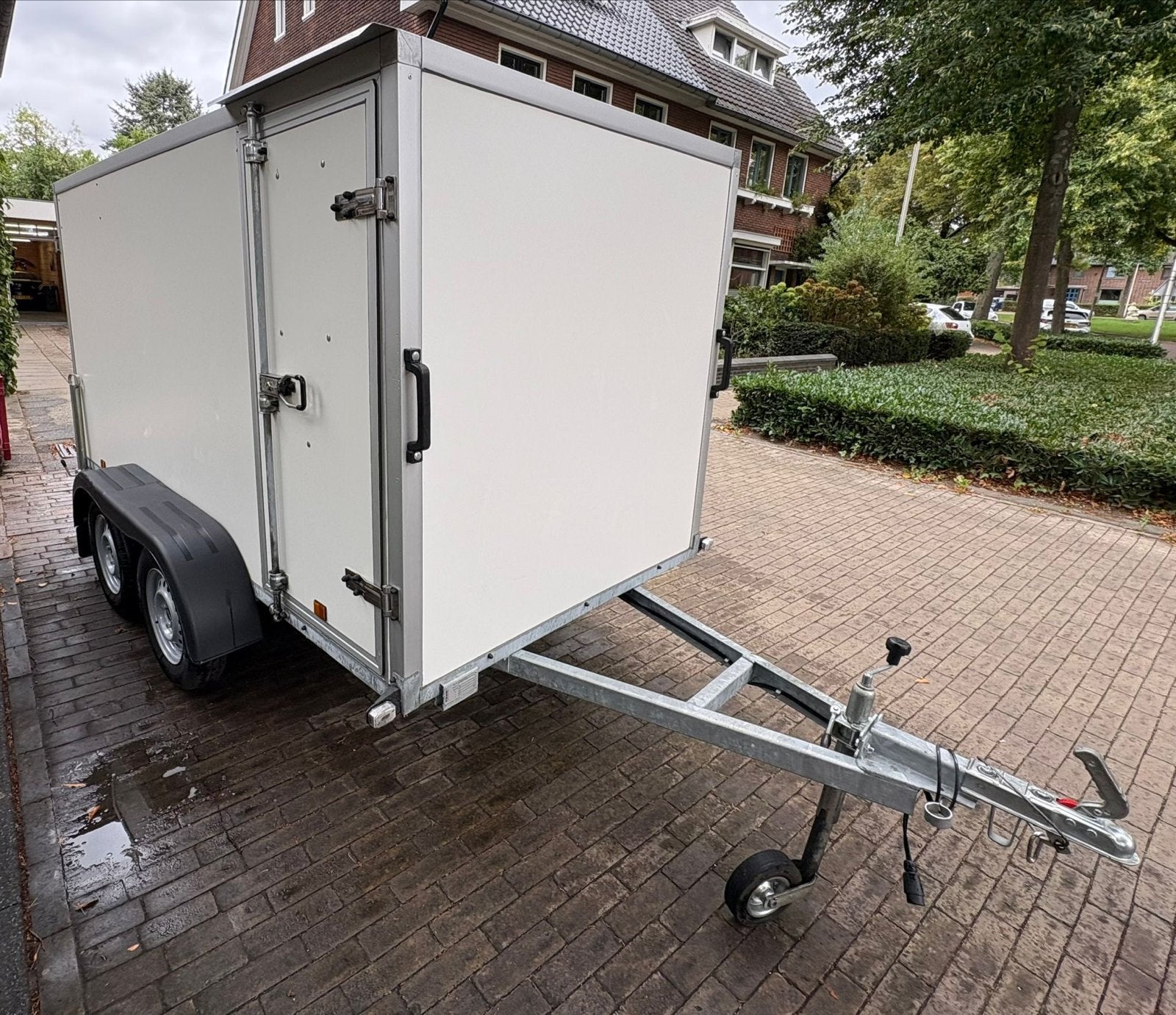 Gesloten (Kart) aanhangwagen  - Zo goed als nieuw, Ophalen, Zo goed als nieuw