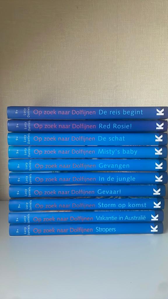 Op zoek naar Dolfijnen boekenreeks - Lucy Daniels (9 delen), Boeken, Ophalen of Verzenden, Nieuw, L. Daniels, Fictie