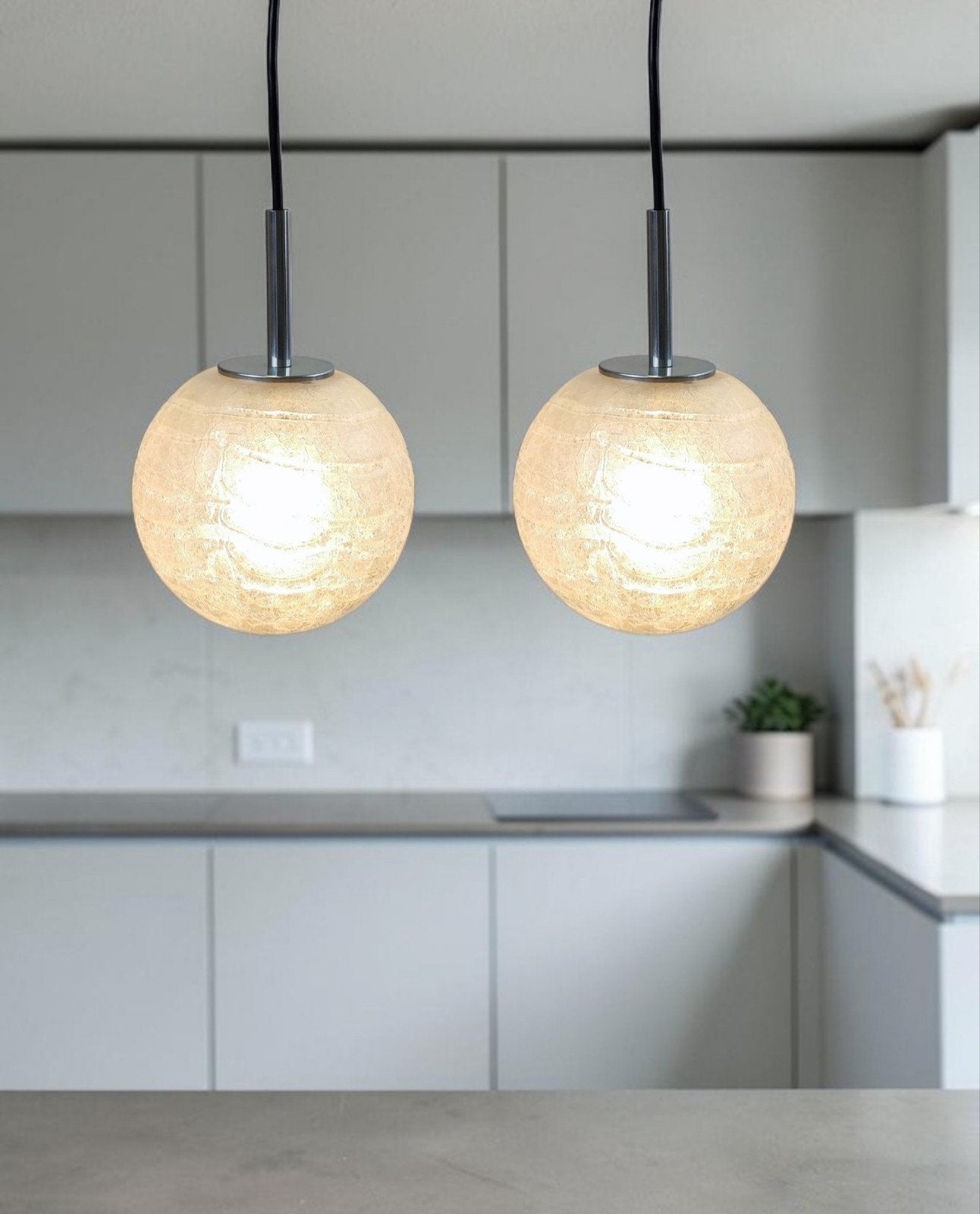 2 x Mid-Century Doria Leuchten ijsglas Sputnik lamp, Ophalen, E27 (groot), Zo goed als nieuw, Glas