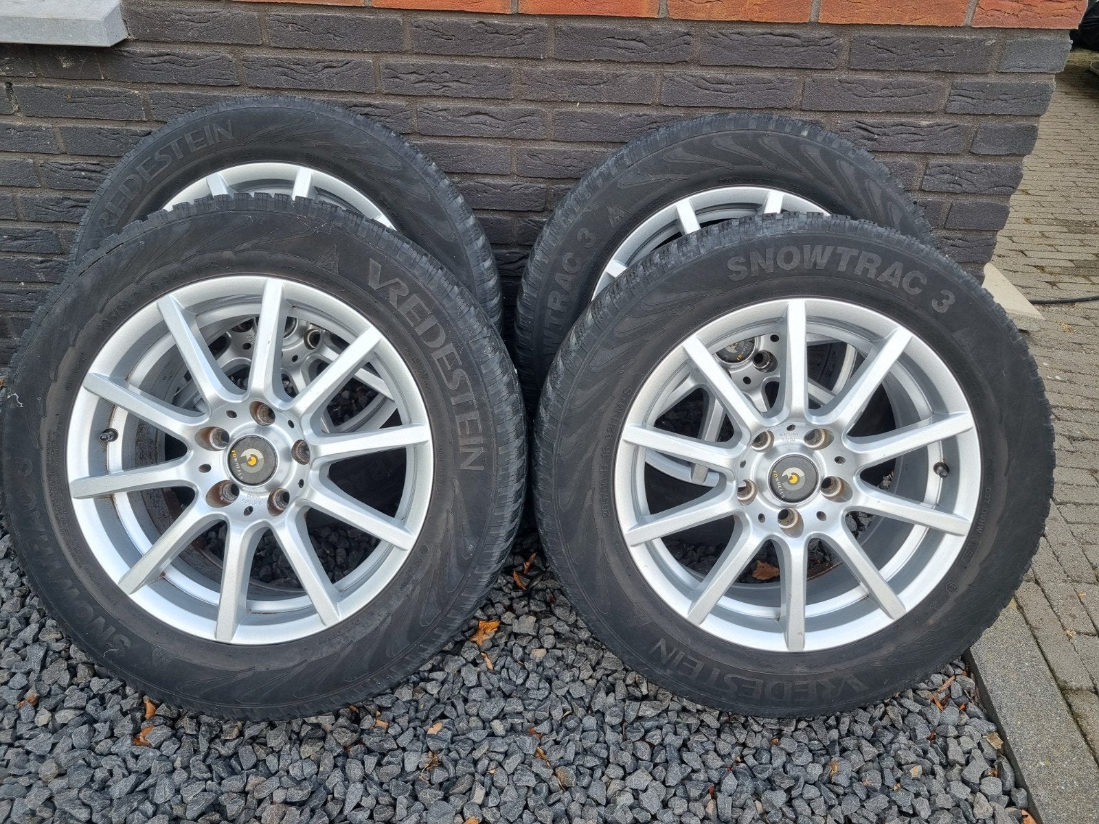 16inch Lichtmetalen velgen winterbanden 205/60 R16, Ophalen, Gebruikt, 16 inch, Banden en Velgen
