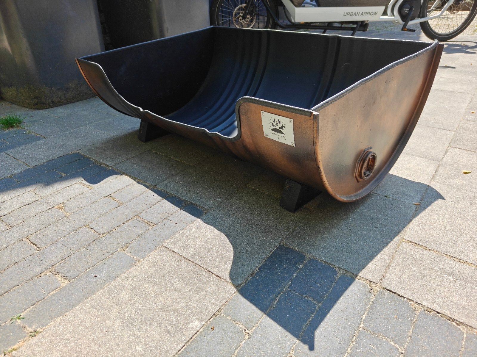 Honden mand gemaakt van 200L olievat. Industrieel design., Dieren en Toebehoren, Ophalen, Gebruikt