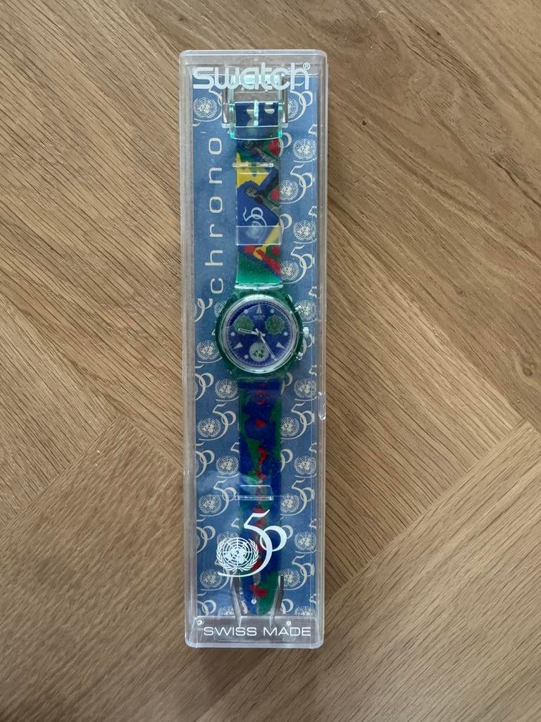Swatch Chrono special edition 50 jaar UN (100% nieuw), Ophalen of Verzenden, Zo goed als nieuw, Jongen of Meisje