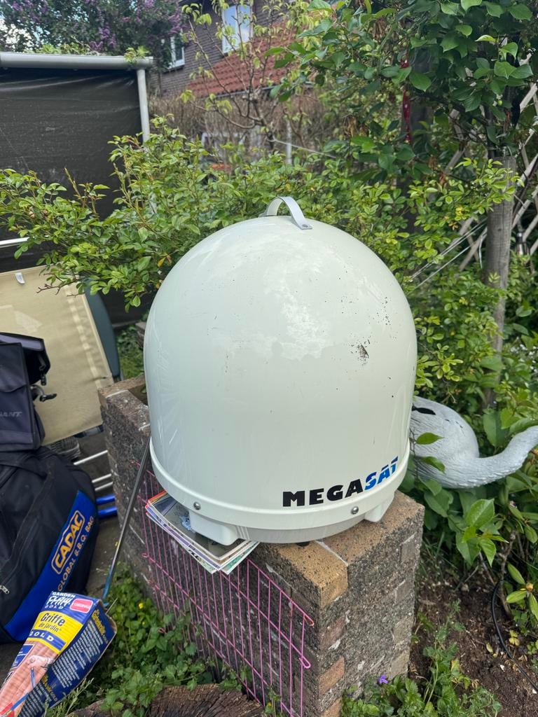 Complete Megasat satelliet schotelantenne, Watersport en Boten, Ophalen of Verzenden, Gebruikt