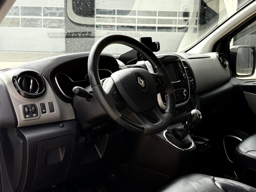 Renault Trafic 1.6 dCi L2H1 DC Formula Edition | MARGE | LUX, Auto's, Bestelauto's, Voorwielaandrijving, 145 pk, Gebruikt, Euro 6