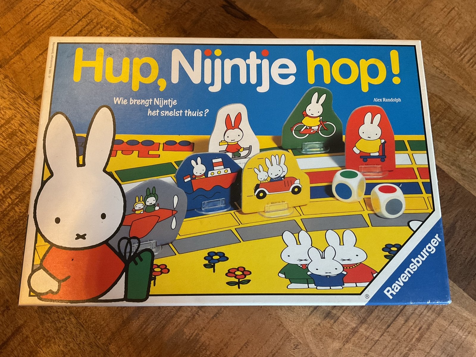 Hup, Nijntje hop! Ravensburger bordspel, Drie of vier spelers, Ophalen of Verzenden, Gebruikt