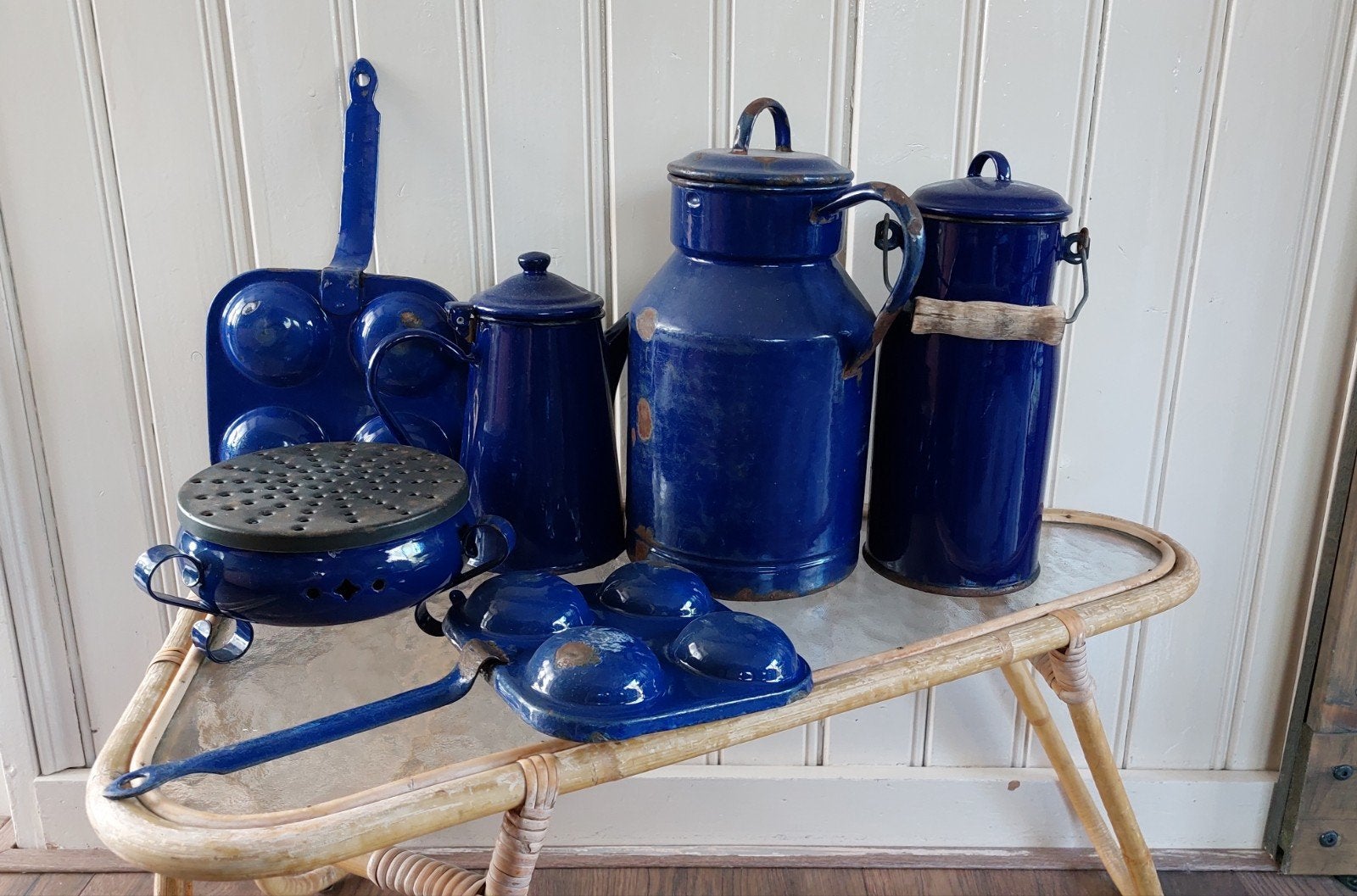 Blauw emaille, Ophalen