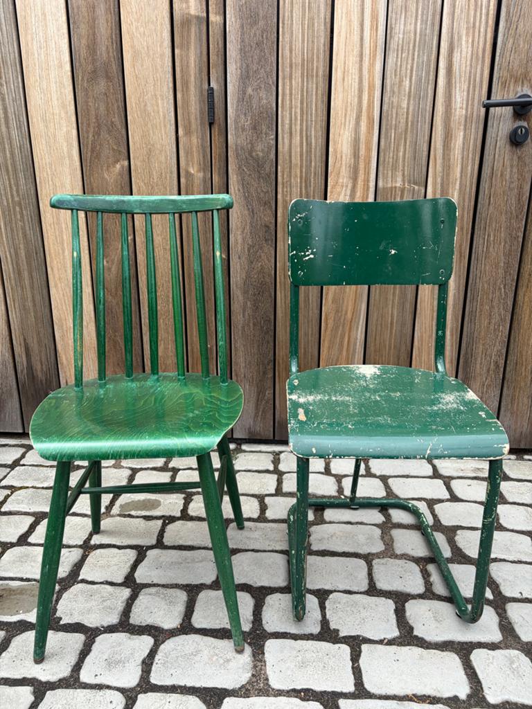 2 Brocante, houten café/ eetkamerstoelen - Groen, Huis en Inrichting, Stoelen, Ophalen, Gebruikt, Twee, Overige kleuren