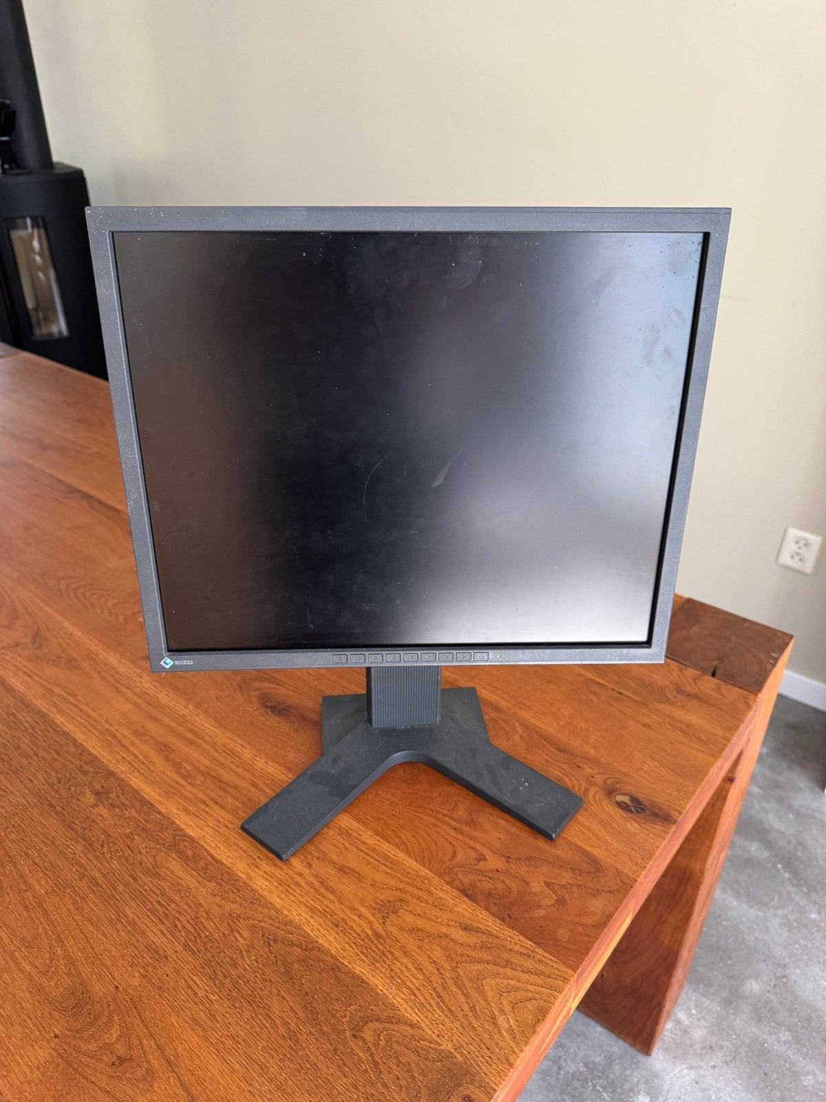 EIZO FlexScan L768 19 inch LCD Monitor, Ophalen, Gebruikt, In hoogte verstelbaar, Onbekend