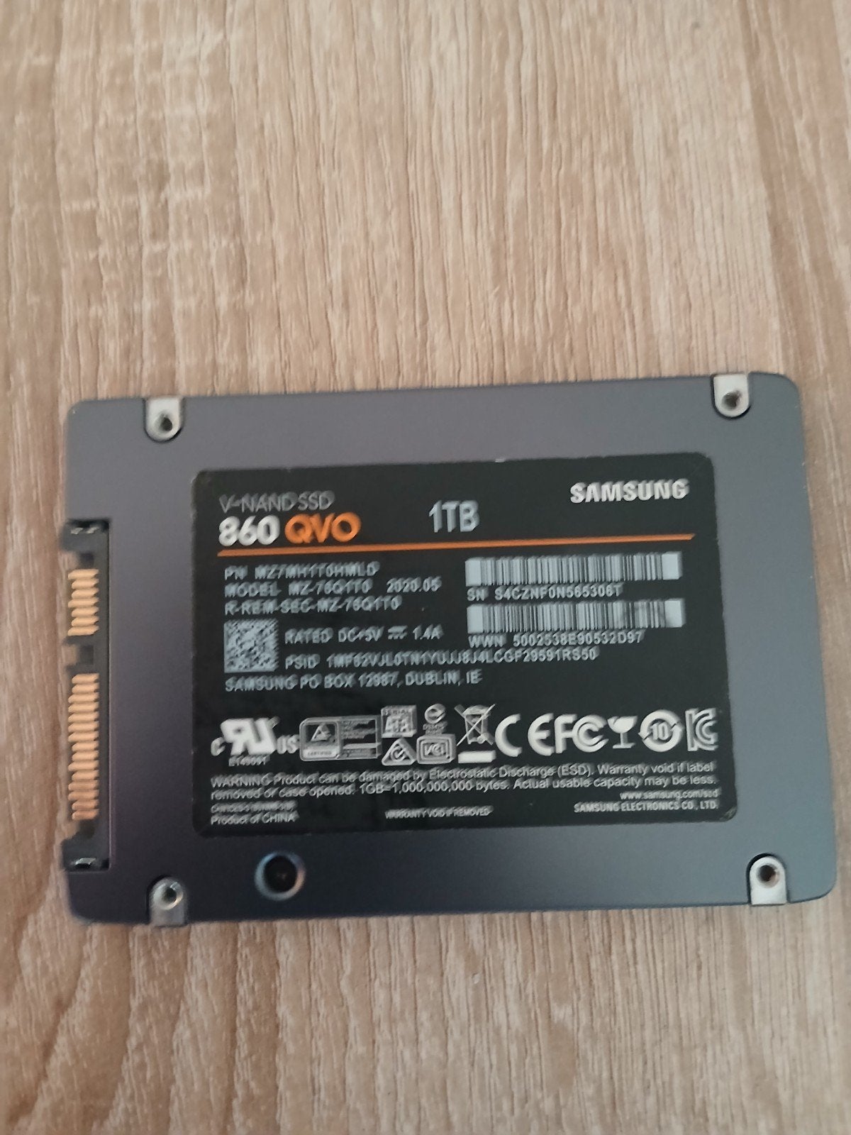 Samsung SSD 860 QVO 1TB - Zo goed als nieuw, Intern, Server, Ophalen of Verzenden, Zo goed als nieuw