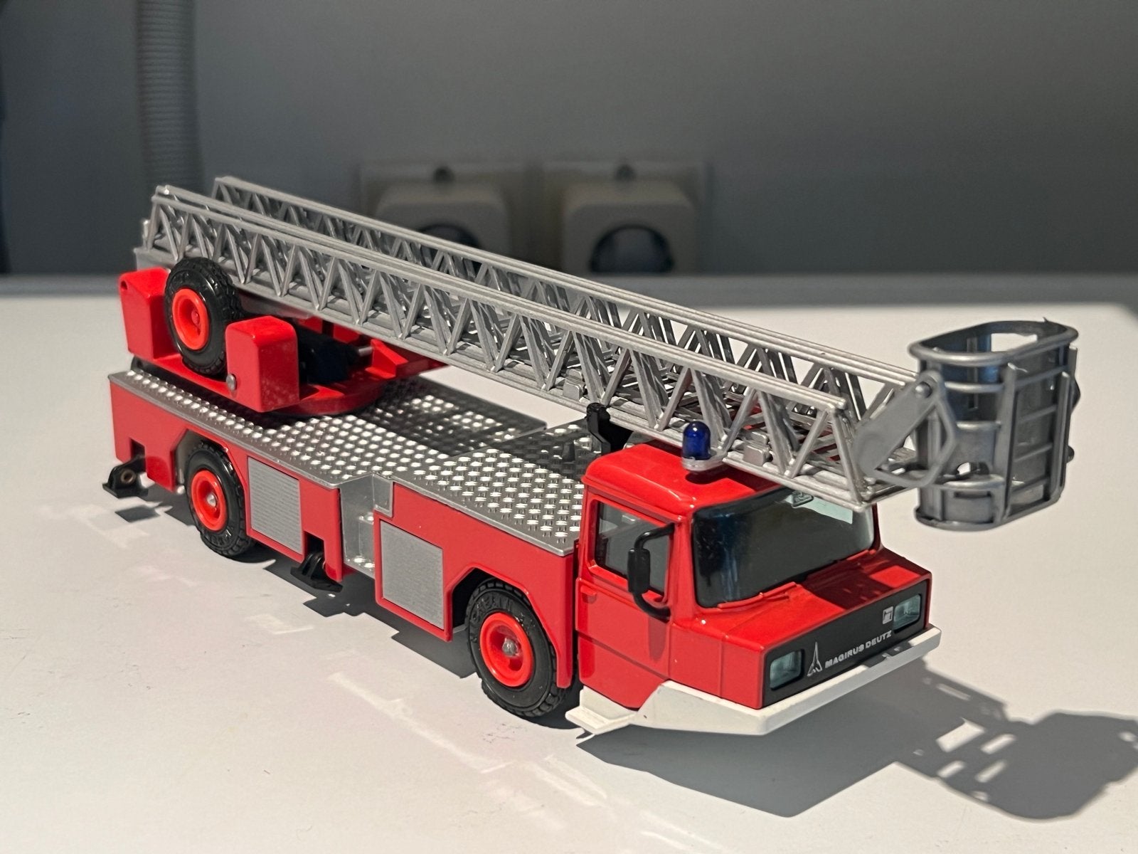 GAMA Super Magirus-Deutz Feuerwehr DL 23-12 Brandweerwagen, Hobby en Vrije tijd, Ophalen of Verzenden, Zo goed als nieuw