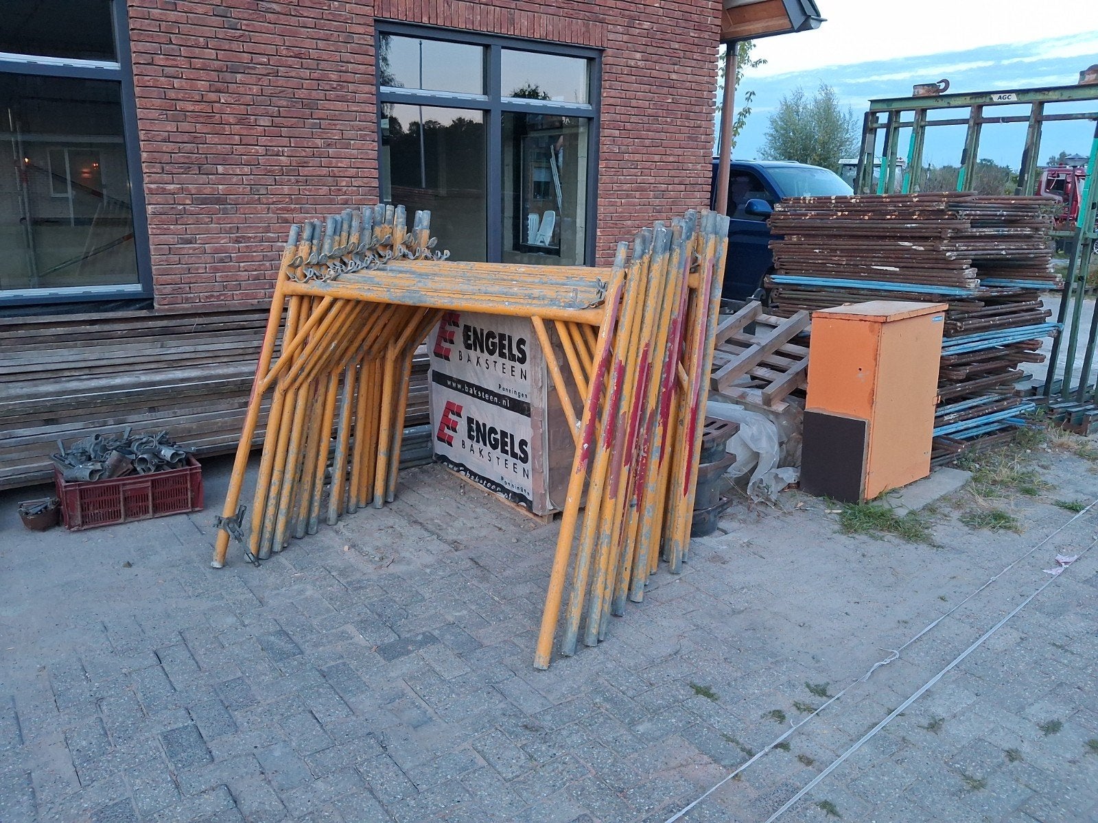 bouwstijger metselschragen stijger planken  buizen, Doe-het-zelf en Verbouw, Steigers, Ophalen of Verzenden, Overige typen, Minder dan 2 meter